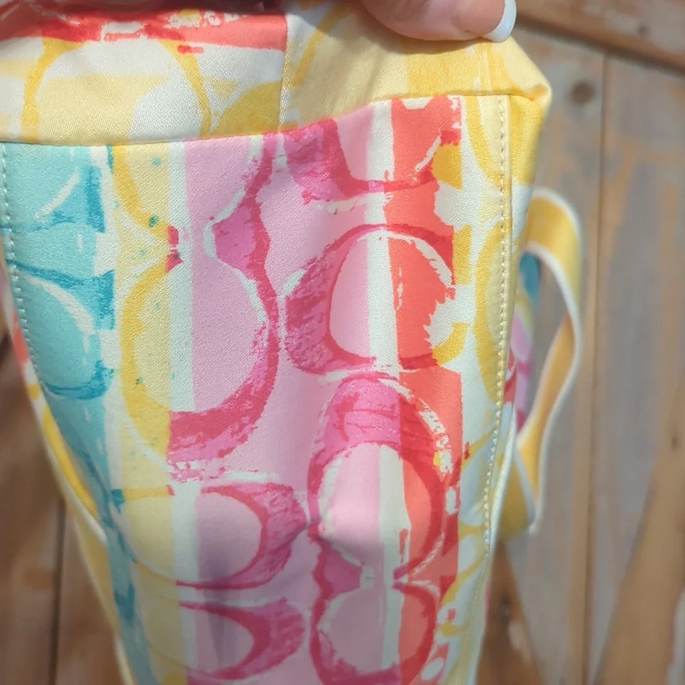 Large Colorful COACH tote Bag.   Excellent - Picture 5 of 7